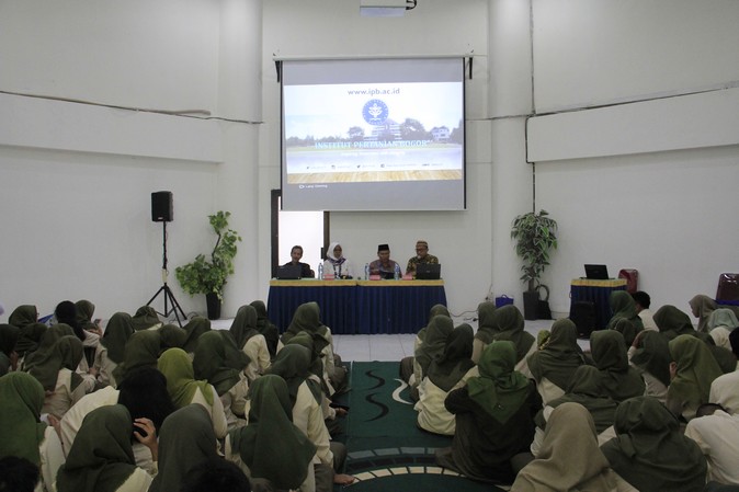 sosio ipb 2